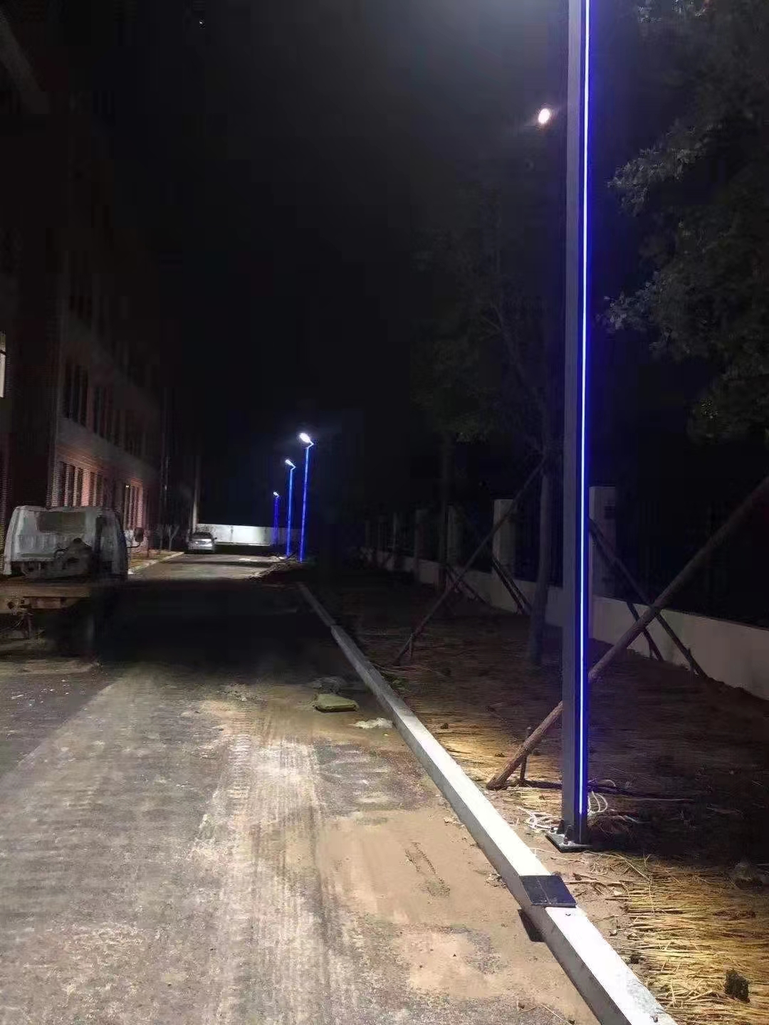 小区蓝光科技感LED庭院灯景观灯